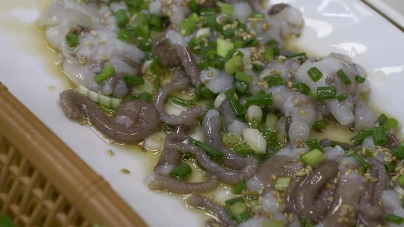 Busan: Food Market Tour, Smash Seafoods and Street Foods - Why the guide matters here