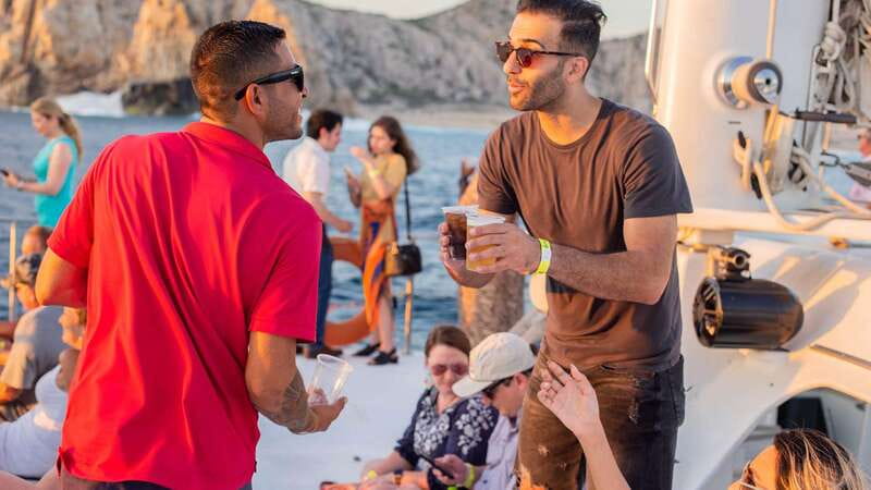Cabo San Lucas: 2 Hour Sunset Cruise with Food and Wine - Setting out from Cabo with the basics handled