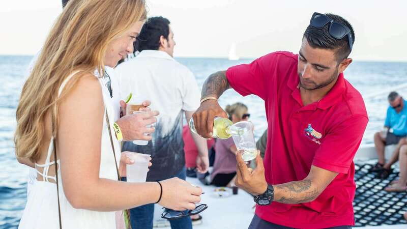 Cabo San Lucas: 2 Hour Sunset Cruise with Food and Wine - Jazz, staff, and the tone onboard