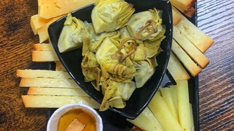 Cagliari: Food and Wine Tasting Experience - What the one-hour tasting includes