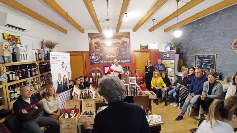 Cagliari: Food and Wine Tasting Experience - Seasonal food, small producers, and unusual bites