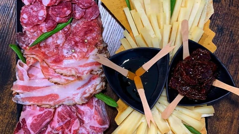Cagliari: Food and Wine Tasting Experience - The food of longevity and Sardinia’s Blue Zone