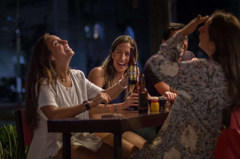 Cancún: Taco & Local Beer Tasting Tour with transportation - Stop Four, the night venue, mariachi, and churros