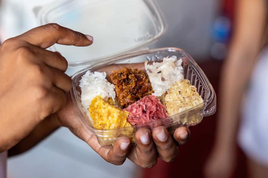 Cartagena: Guided Street Food Tour with Tastings - Key points at a glance