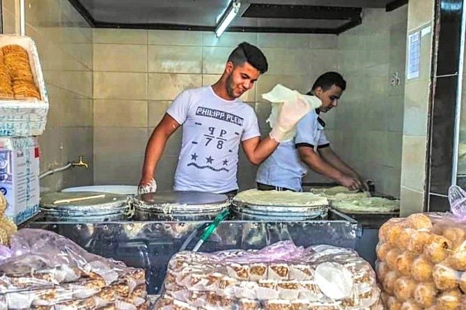 Casablanca Food Tour - Moroccan Street Food Tour - Getting there and getting home
