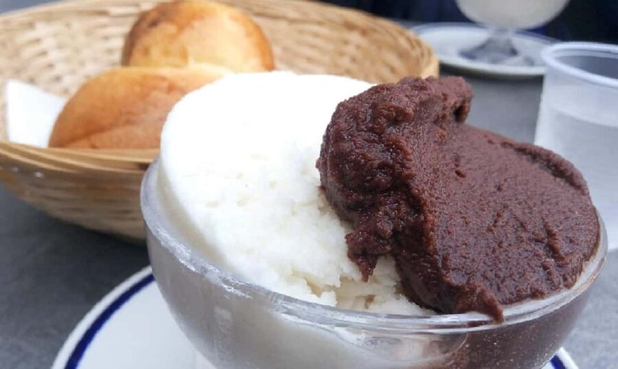 Catania: Street Food Guided Walking Tour - Piazza dell’Università and the city’s grand center