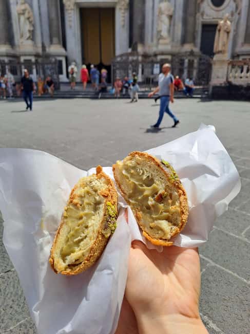 Catania: Street Food Guided Walking Tour - Who should book this Catania street food tour?
