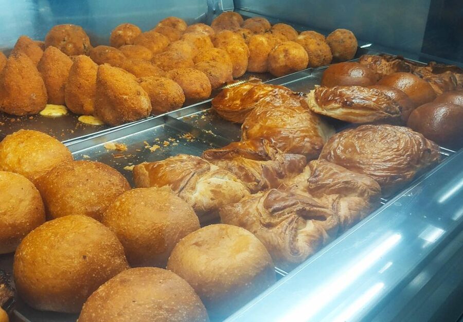 Catania Street Food Tour: Fish Market & City Centre - Arancini, fried fish, and the savoury side of Catania