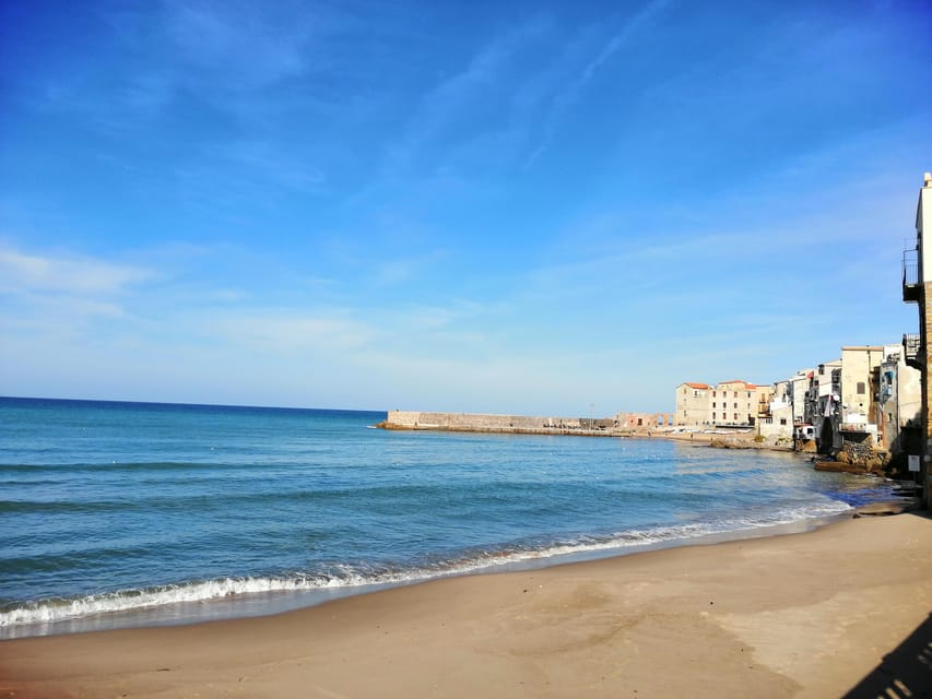 Cefalù: Street Food Tour with Tastings - The first ten minutes: a Cefalù viewpoint
