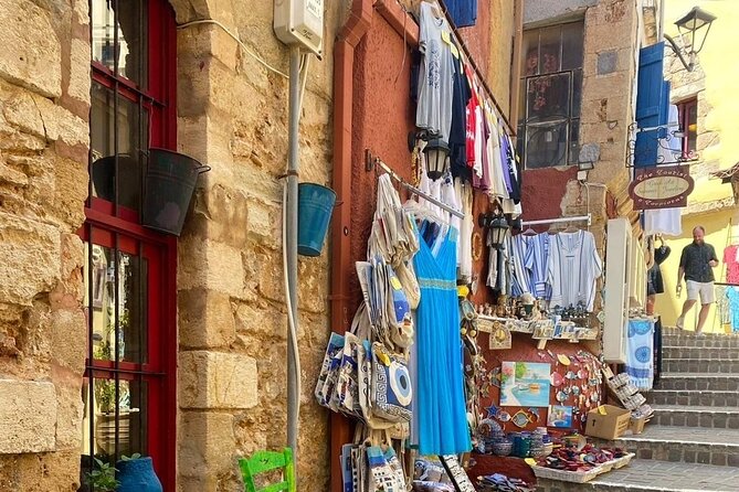 Chania Walking Food And Wine Night Tour - How the private format changes the evening