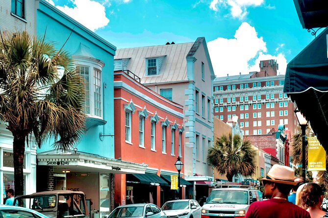 Charleston Brunch Food Tour: Biscuits, Shrimps, Grits and More - Aiken-Rhett House and Charleston’s difficult past