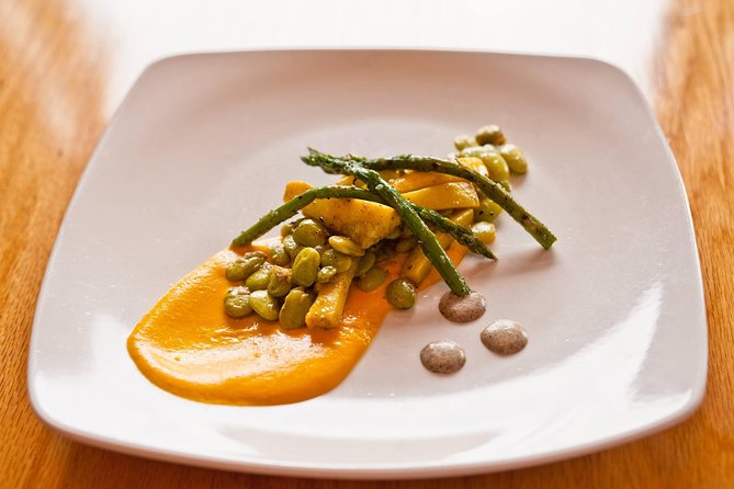 Charleston Farm-to-Table Food Tour and Chef's Challenge - Starting at the Veggie Bin on Spring Street