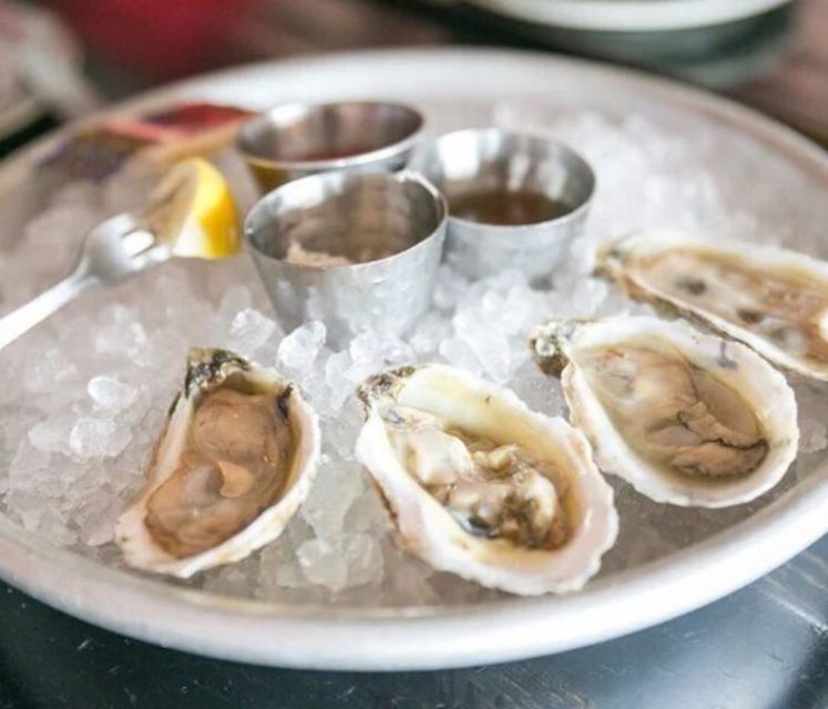 Charleston: Historic Downtown Food Tour - The first tastings: a useful introduction to Southern food