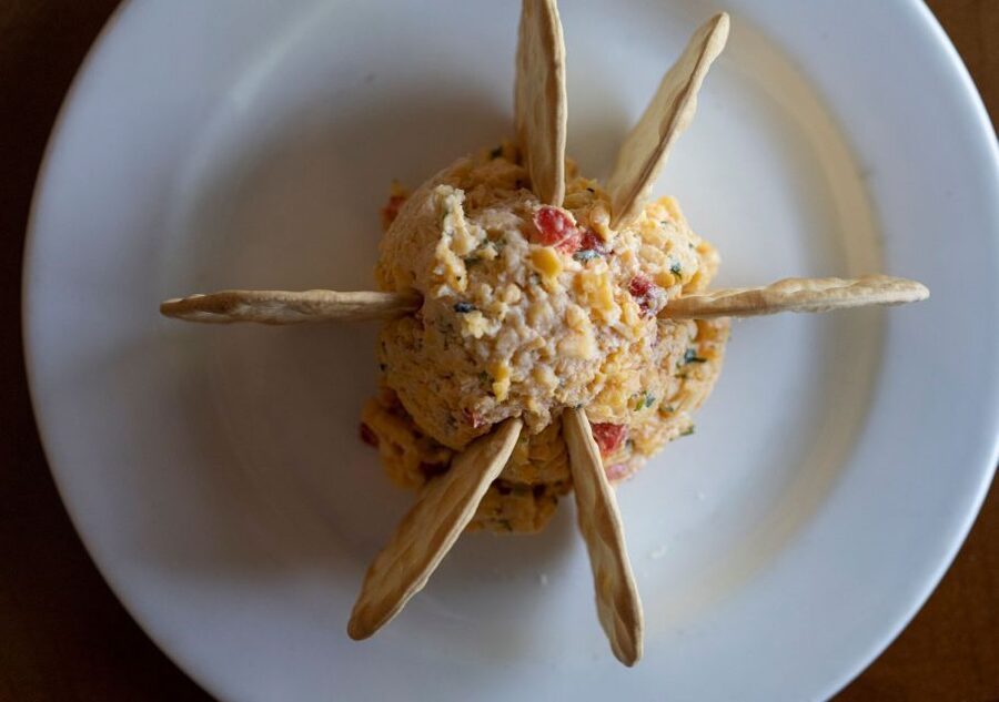 Charleston: Small Group Food Tour – Savor the Flavors - Who should book the Savor the Flavors tour?