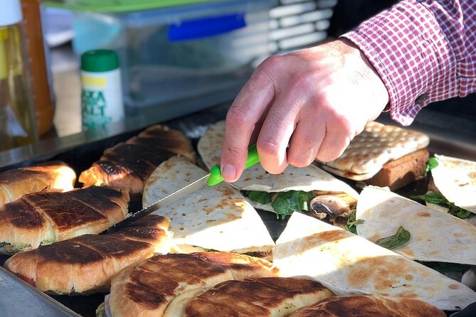 Chef-Led Hunter Valley Gourmet Food and Wine Day Tour from Sydney - Who should book this tour