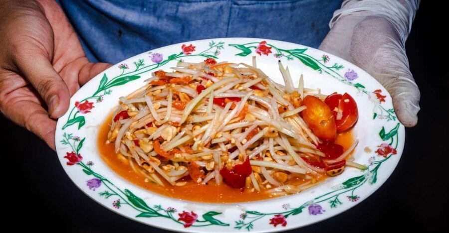 Chiang Mai: Food Tour by Songtheaw Truck with 15+ Tastings - Five food stops and the value of local ordering