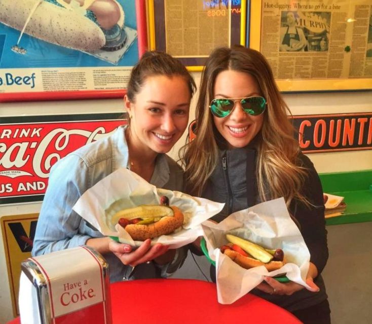 Chicago: Classic Food Walking Tour with Bike or Kayak Rental - Winter planning and the underground Pedway
