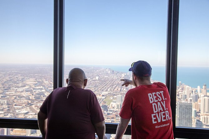 Chicago Food Tour: Taste the City’s Most Iconic Eats - What the guides add to the food