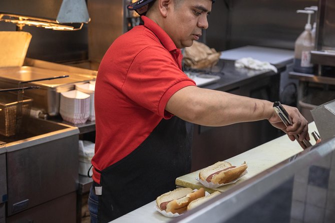 Chicago Food Tour: Taste the City’s Most Iconic Eats - Walking, transit, weather, and comfort