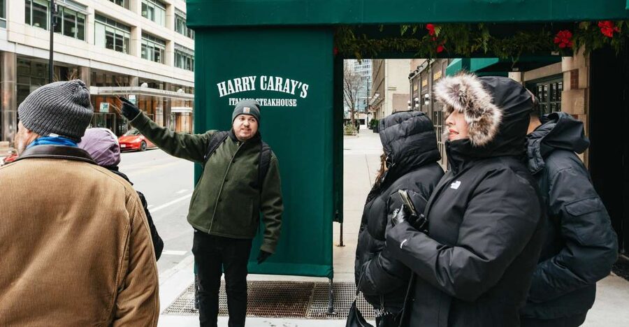 Chicago: Gangsters and Food Tasting Walking Tour - Key points at a glance