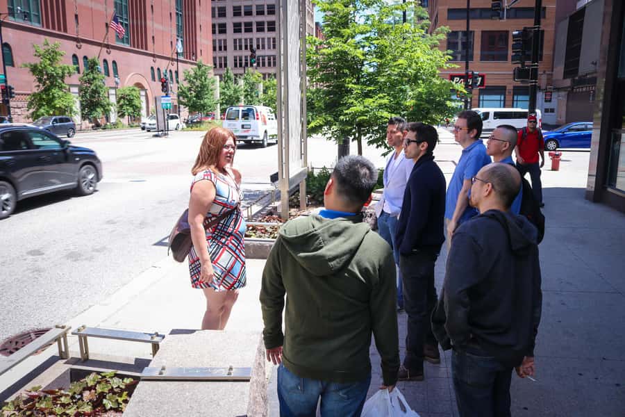 Chicago: Secret Food Tour - The brownie ends with a Chicago-origin story