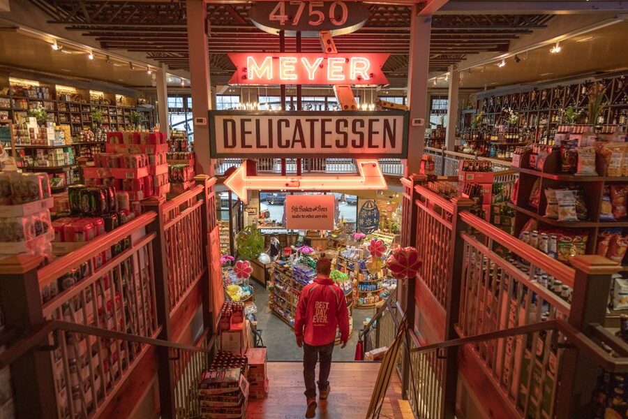 Chicago: The Ultimate Foodie Walking Tour with Tasty Stops - More than a food walk