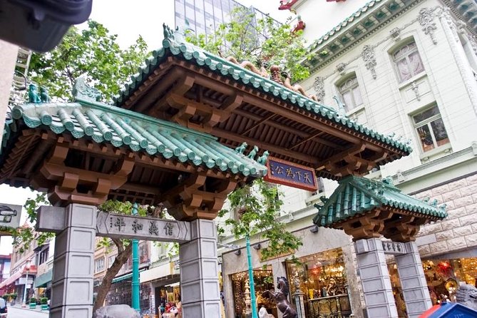 Chinatown & North BeachLittle Italy: 7 Tastings & History - Two neighborhoods, one very full afternoon
