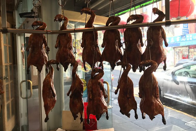 Chinatown & North BeachLittle Italy: 7 Tastings & History - A traditional Chinese meal fills out the first half