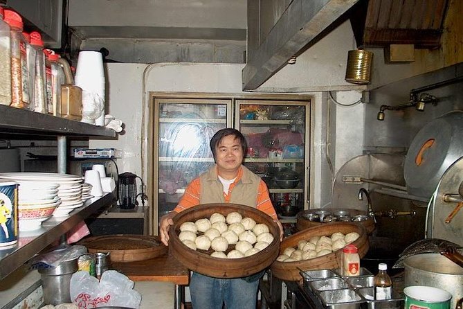 Chinatown & North BeachLittle Italy: 7 Tastings & History - Walking from Chinatown into North Beach