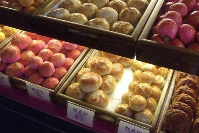 Chinatown & North BeachLittle Italy: 7 Tastings & History - Chinatown begins with sweet and savory bites