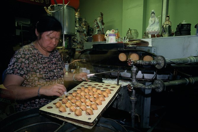 Chinatown Walking Tour: Food, History & Flavor - A three-hour pace with a little uphill walking