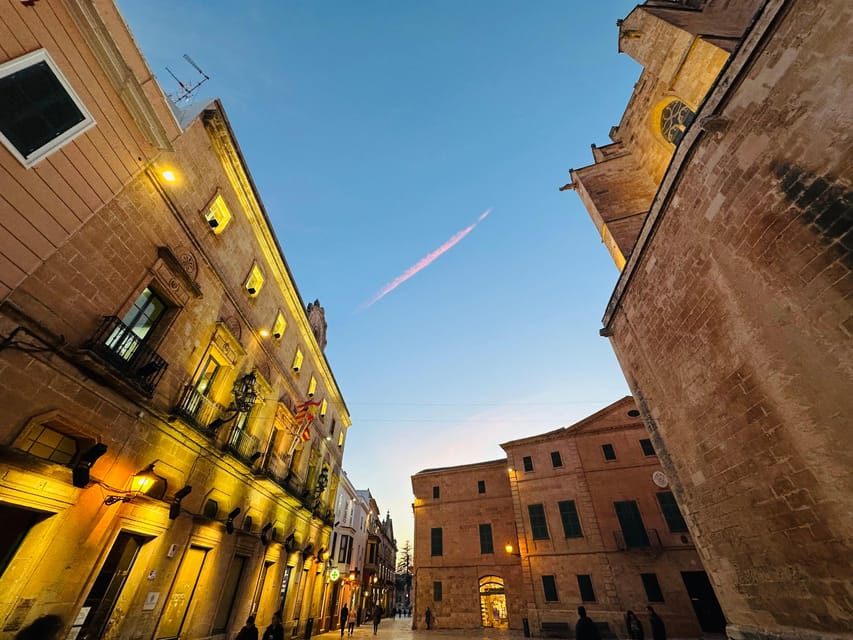 Ciutadella gastronomy and crafts - Visit & tasting - Palaces, narrow streets, and the old capital