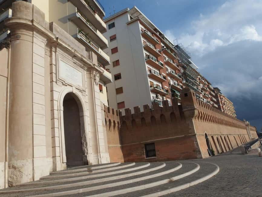 Civitavecchia: Historical and Culinary Walking Tour - The café stop brings local life into focus