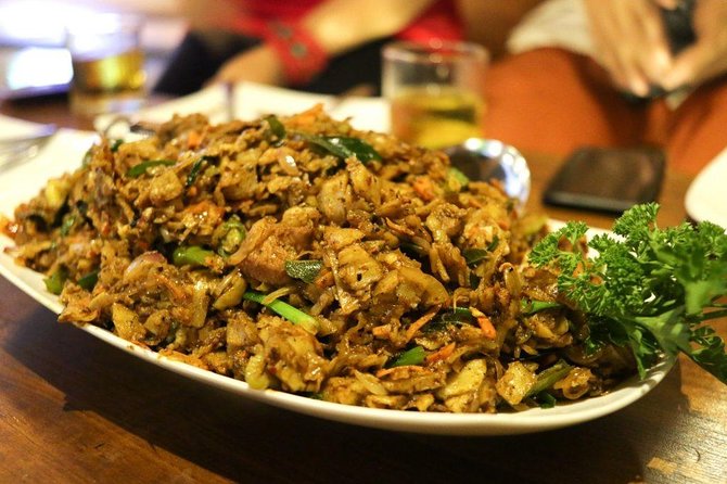COLOMBO PRIVATE CITY TOUR WITH street food( All inclusive ) - What the $41 Price Buys You in Colombo