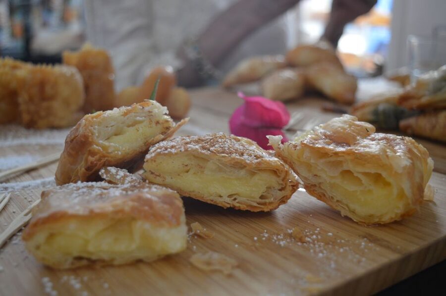 Corfu: Gastronomy Walking Tour - Five or six stops, with food that keeps coming