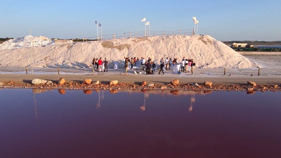 Culinary demonstration with Gourmet Tasting in The Pink Lake - Why the Pink Lake changes the evening