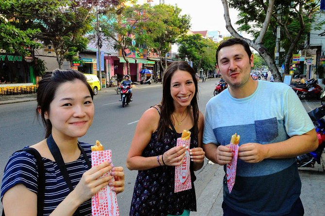 Da Nang Evening Food Tour - Five stops, many small tastes