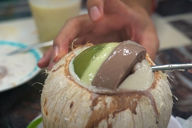 Da Nang Evening Food Tour - Bánh mì, coffee, and avocado dessert