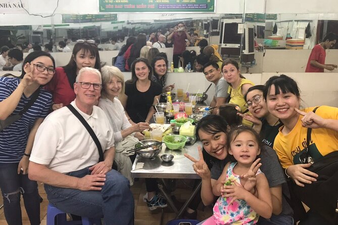 Da Nang Local Food Tour - A night market adds ordinary Da Nang life