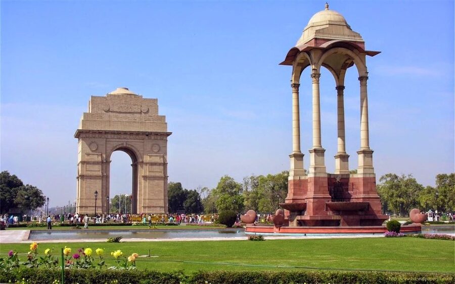 Delhi: Old Delhi City Tour with Tuk Tuk Ride & Street Food - The Sikh connection and a change of pace