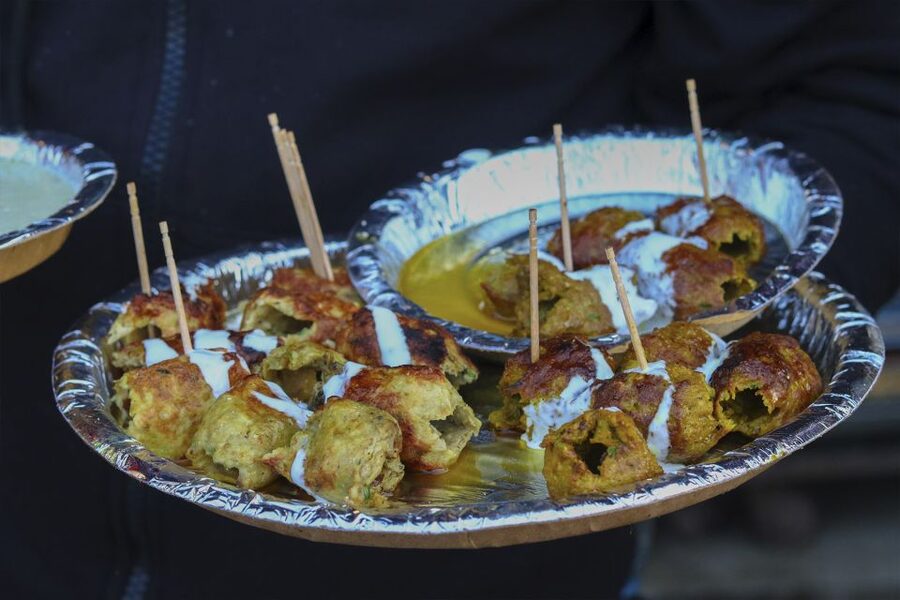 Delhi: Old Delhi Street Food Tour with Rickshaw Ride - Old Delhi Street Food Tour: Key Points