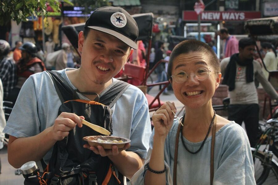 Delhi: Old Delhi Street Food Tour with Rickshaw Ride - Guides Make the Difference
