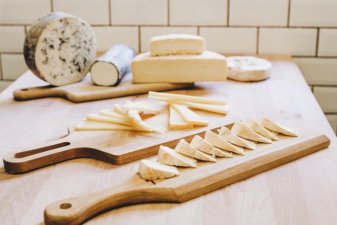 Delicious Dublin Food Tour - Starting at the Spire and meeting your guide