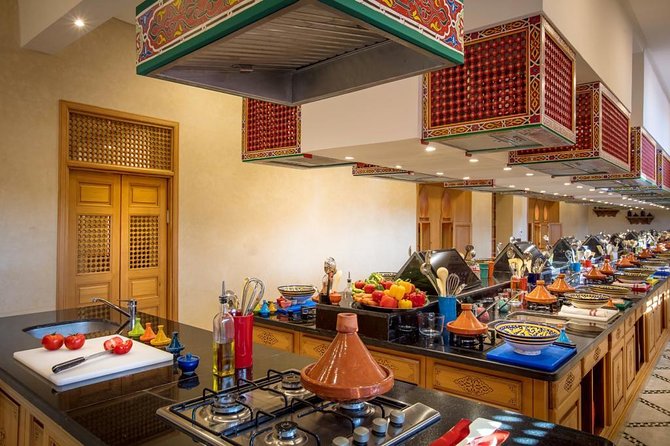 Discovery of Moroccan Culinary Heritage, History and Secrets - Bread, spices, and the neighborhood connection