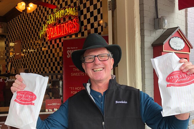Downtown Charleston Food Tour - Stop two: Southern comfort with room to compare