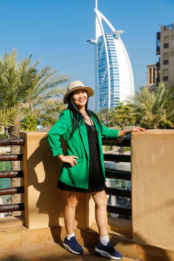 Dubai Private Top Attractions, Premium Vehicle & Street Food - Key points at a glance