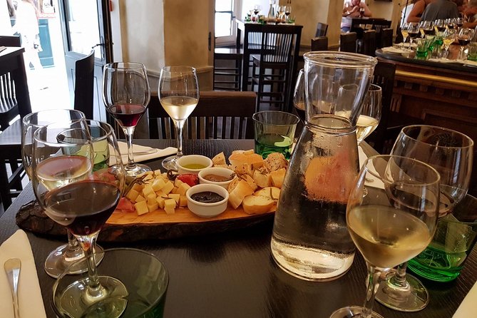 Dubrovnik Old Town Food Tour: Small-Group Experience - Wine, local drinks, and a proper Croatian toast
