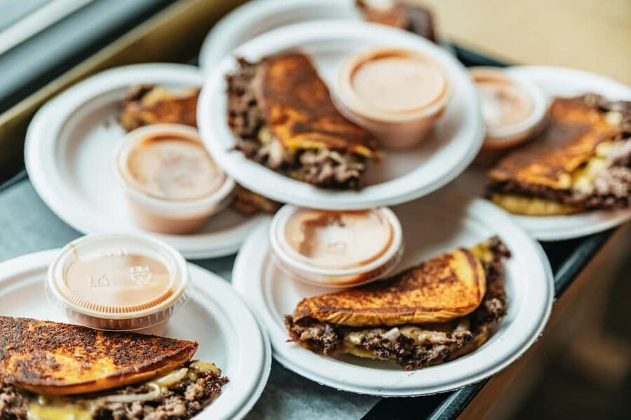 East Nashville Walking Food Tour with 5+ Tastings - Walking through East Edgefield and Five Points