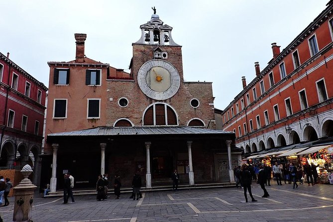 Eat, Drink and Repeat: Wine and Food Tasting Tour in Venice - Prosecco, Amarone, and the lessons behind the glass