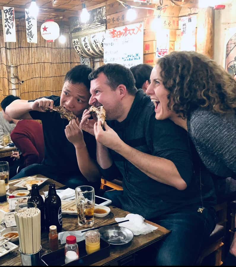 Eat/Drink like a LOCAL-Taverns & Ramen - Starting with a welcome drink and local context